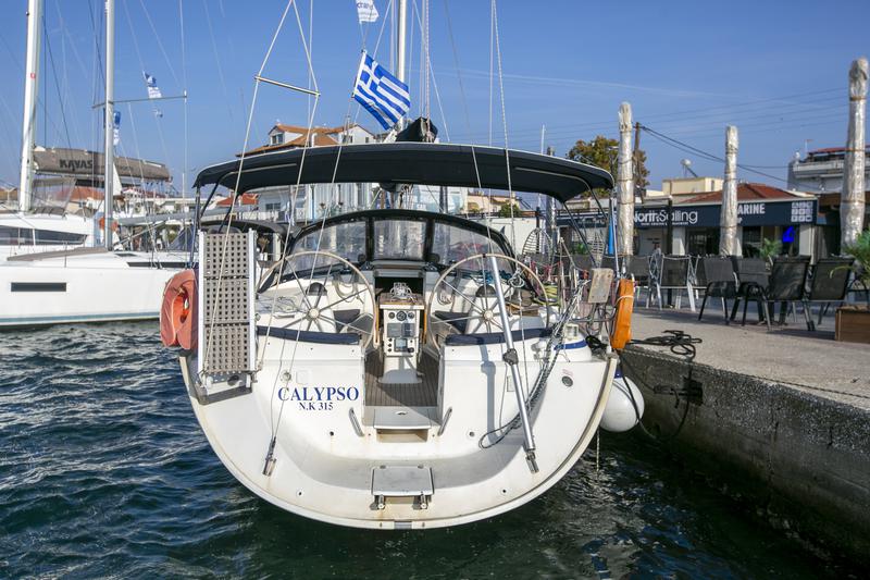 Book yachts online - sailboat - Bavaria 44 - Calypso - rent