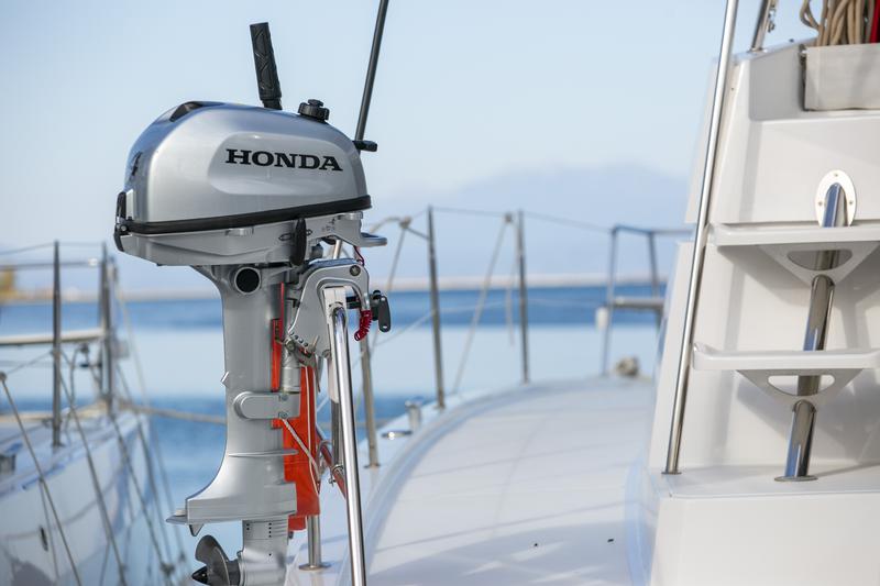 Book yachts online - catamaran - Bali 4.3 - Eleni / A/C, WM, generator, solar panels &amp; electric WC - rent