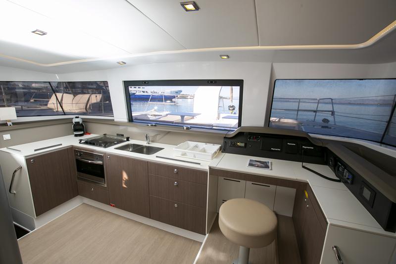 Book yachts online - catamaran - Bali 4.3 - Eleni / A/C, WM, generator, solar panels &amp; electric WC - rent