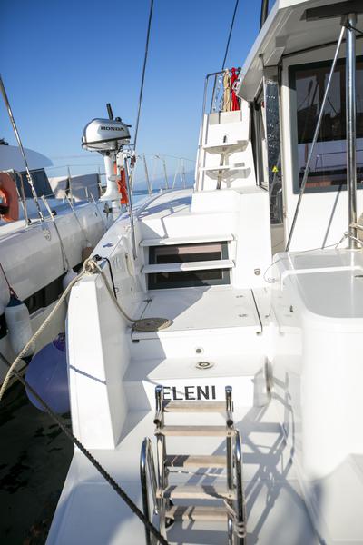 Book yachts online - catamaran - Bali 4.3 - Eleni / A/C, WM, generator, solar panels &amp; electric WC - rent