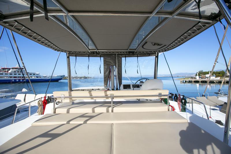 Book yachts online - catamaran - Bali 4.3 - Eleni / A/C, WM, generator, solar panels &amp; electric WC - rent