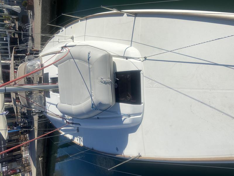 Book yachts online - sailboat - Sun Odyssey 439 - Triada / bow-thruster, solar panels, electric WC - rent