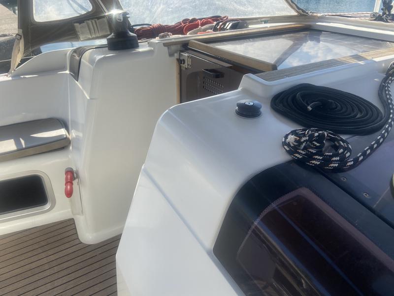 Book yachts online - sailboat - Sun Odyssey 439 - Triada / bow-thruster, solar panels, electric WC - rent