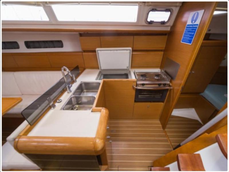 Book yachts online - sailboat - Sun Odyssey 439 - Thales - rent