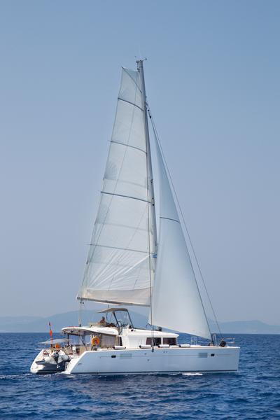 Book yachts online - catamaran - Lagoon 450F - Lipopette - rent