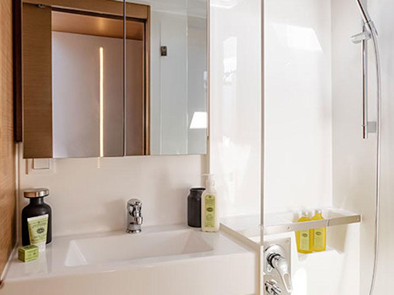 Book yachts online - catamaran - Excess 11 - PANCO - rent