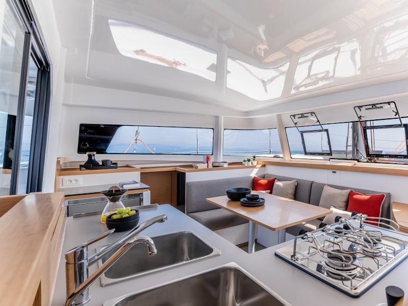 Book yachts online - catamaran - Excess 11 - PANCO - rent