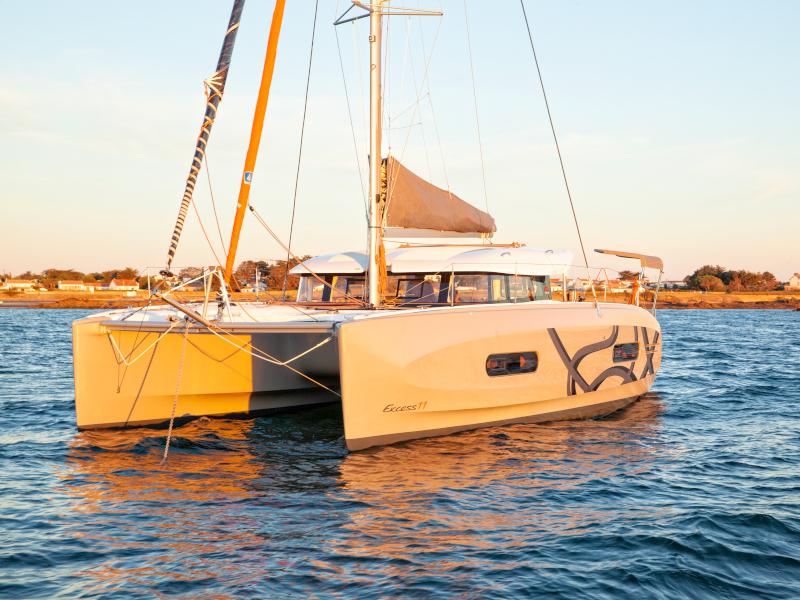 Book yachts online - catamaran - Excess 11 - PANCO - rent