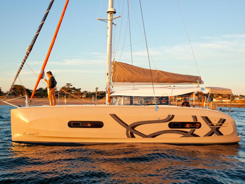 Book yachts online - catamaran - Excess 11 - PANCO - rent