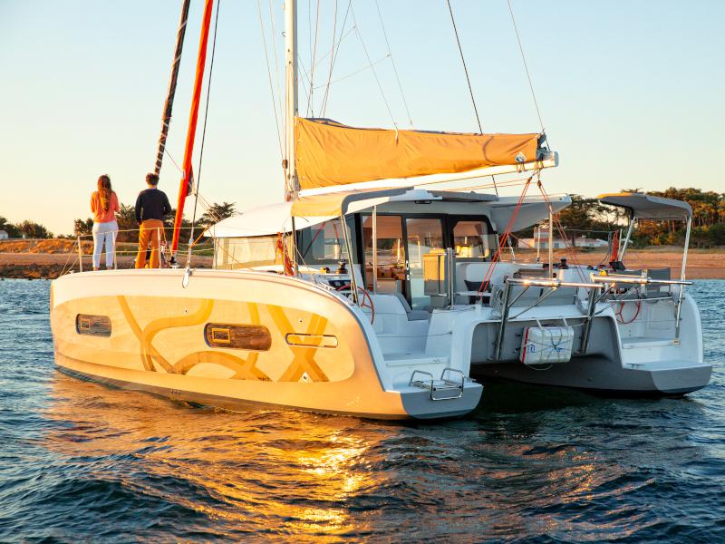 Book yachts online - catamaran - Excess 11 - PANCO - rent