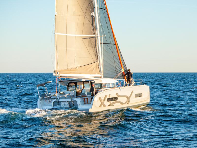 Book yachts online - catamaran - Excess 11 - PANCO - rent