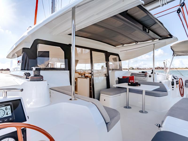 Book yachts online - catamaran - Excess 11 - PANCO - rent