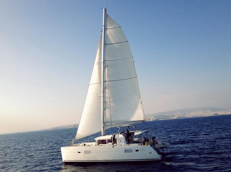 Book yachts online - catamaran - Lagoon 400 - Aurora - rent