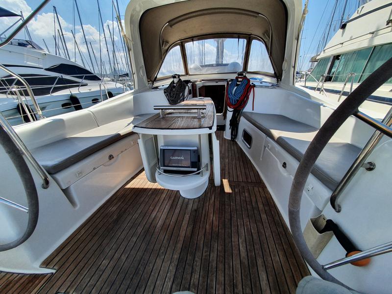 Book yachts online - sailboat - Oceanis 50 Family Air Condition/Generator - Ornella - rent