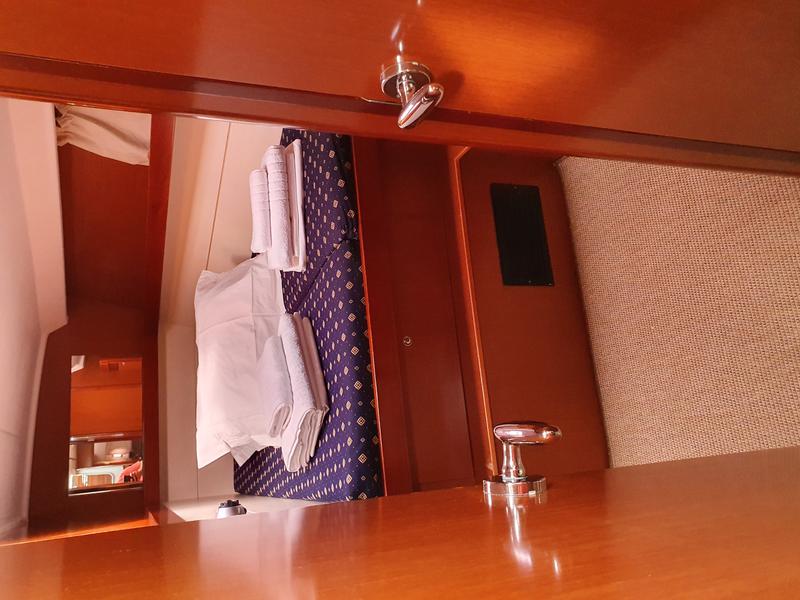 Book yachts online - sailboat - Oceanis 50 Family Air Condition/Generator - Ornella - rent