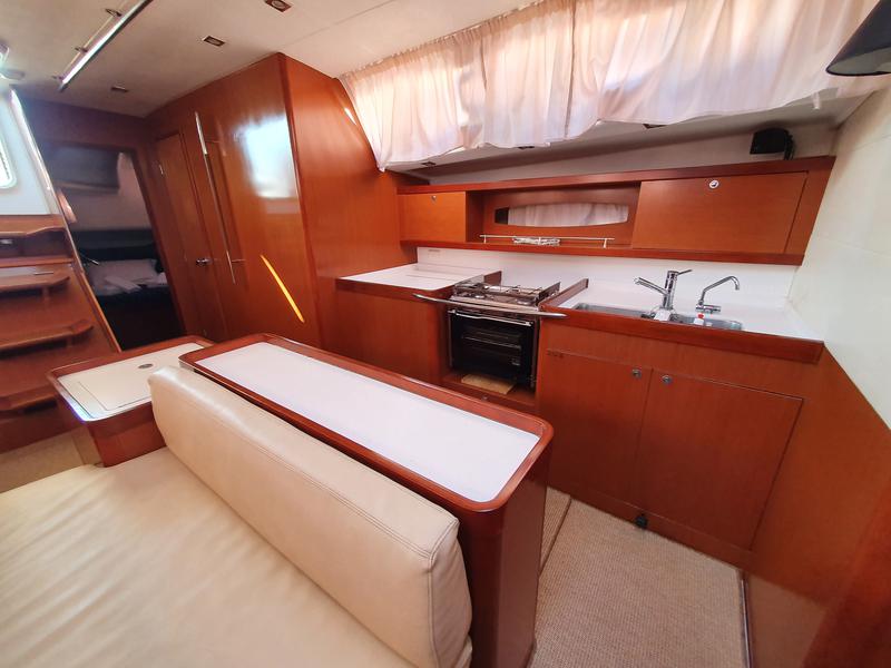 Book yachts online - sailboat - Oceanis 50 Family Air Condition/Generator - Ornella - rent