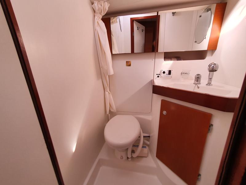 Book yachts online - sailboat - Oceanis 50 Family Air Condition/Generator - Ornella - rent