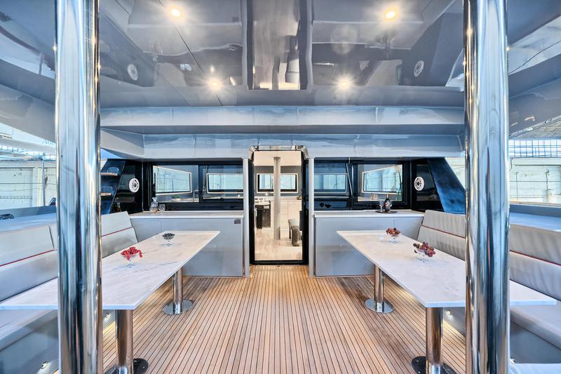 Book yachts online - catamaran - Luna 49 - Luna - rent