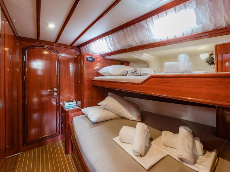 Book yachts online - sailboat - Ocean Star 60.1 - Christianna VIII - rent