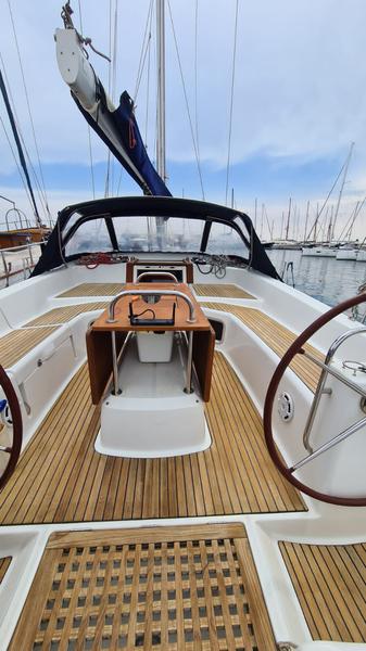 Book yachts online - sailboat - Jeanneau 53 - Christianna 12 - rent
