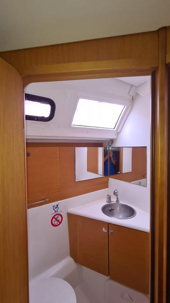 Book yachts online - sailboat - Jeanneau 53 - Christianna 12 - rent