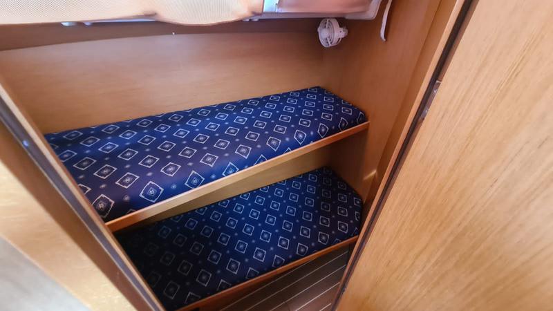 Book yachts online - sailboat - Jeanneau 53 - Christianna 12 - rent