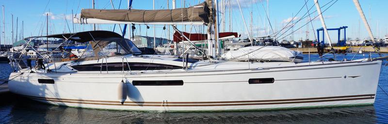Book yachts online - sailboat - Jeanneau 53 - Christianna 12 - rent