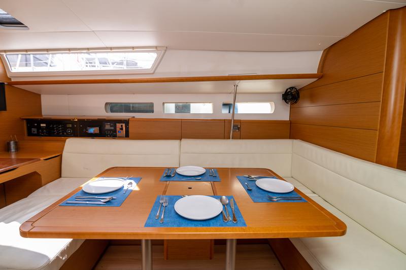Book yachts online - sailboat - Sun Odyssey 509 - Promise - rent