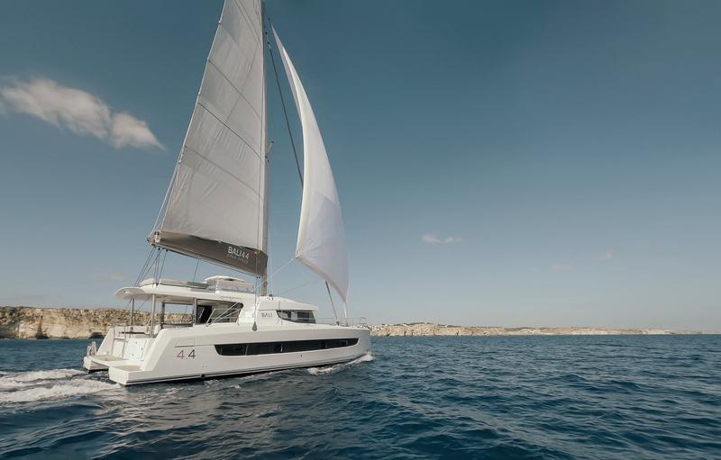 Book yachts online - catamaran - Bali 4.4 3 cab - SAID - rent