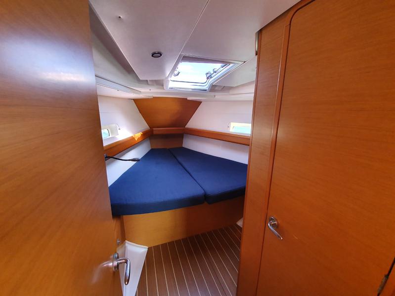 Book yachts online - sailboat - Jeanneau Sun Odyssey 409 - Malee - rent