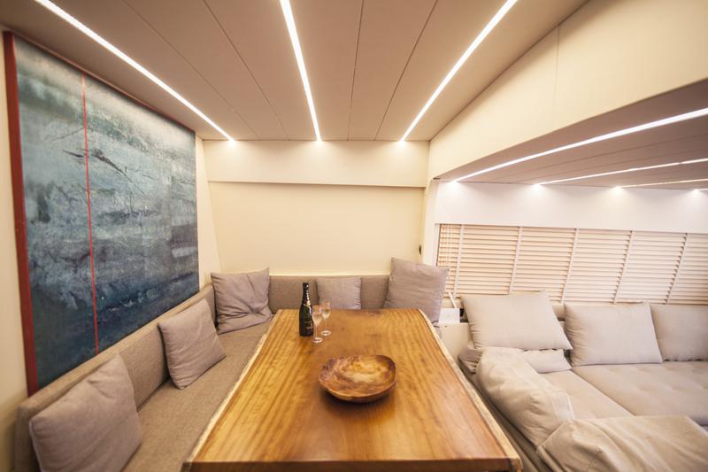 Book yachts online - motorboat - Maiora Renaissance 66/70ft - Dini - rent