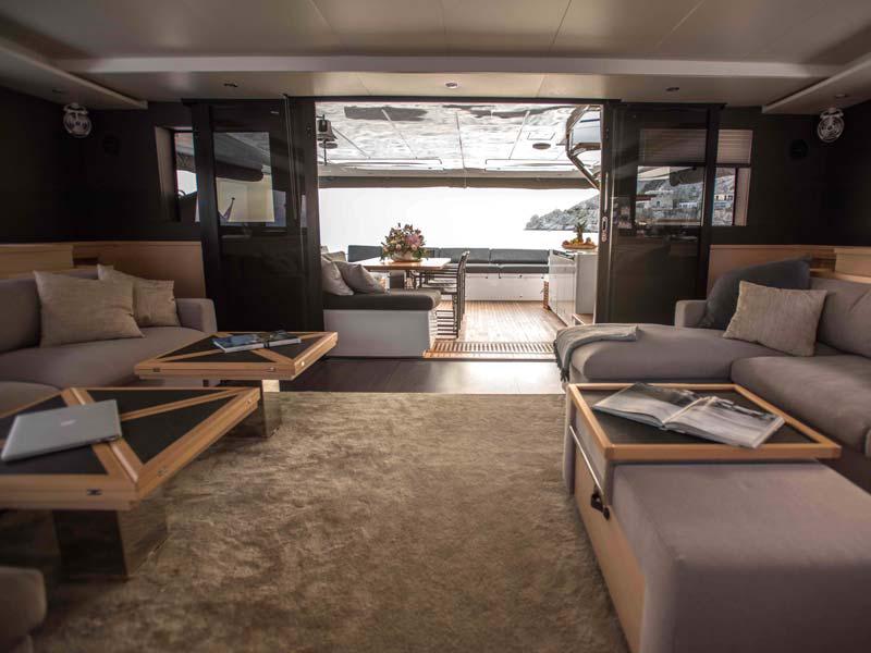 Book yachts online - catamaran - Lagoon 620 Essence - Soleanis II - rent