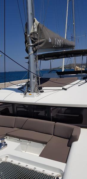 Book yachts online - catamaran - Lagoon 450 Fly - ISMA - rent