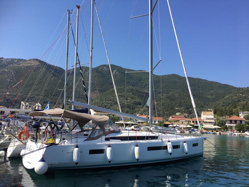 Book yachts online - sailboat - Sun Odyssey 490 - LADY FLORA 2 - rent