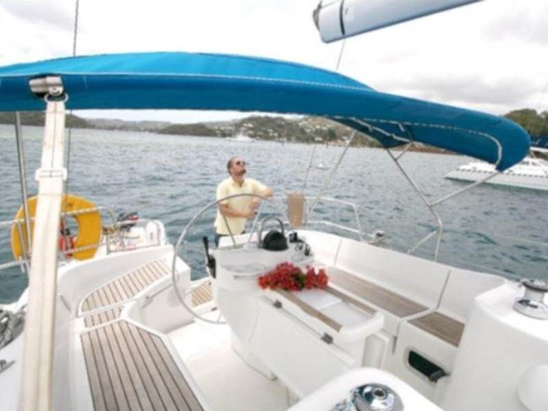 Book yachts online - sailboat - Oceanis 41 - Lady Di - rent
