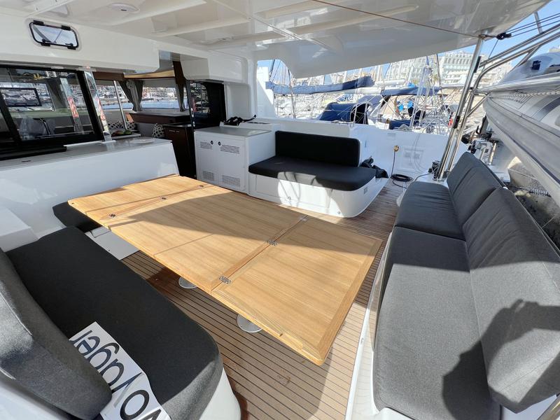 Book yachts online - catamaran - Lagoon 46 - Voyager - rent