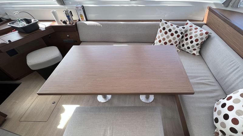 Book yachts online - catamaran - Lagoon 46 - Voyager - rent