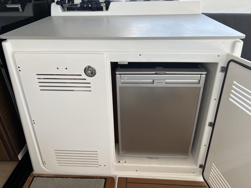 Book yachts online - catamaran - Lagoon 46 - Voyager - rent