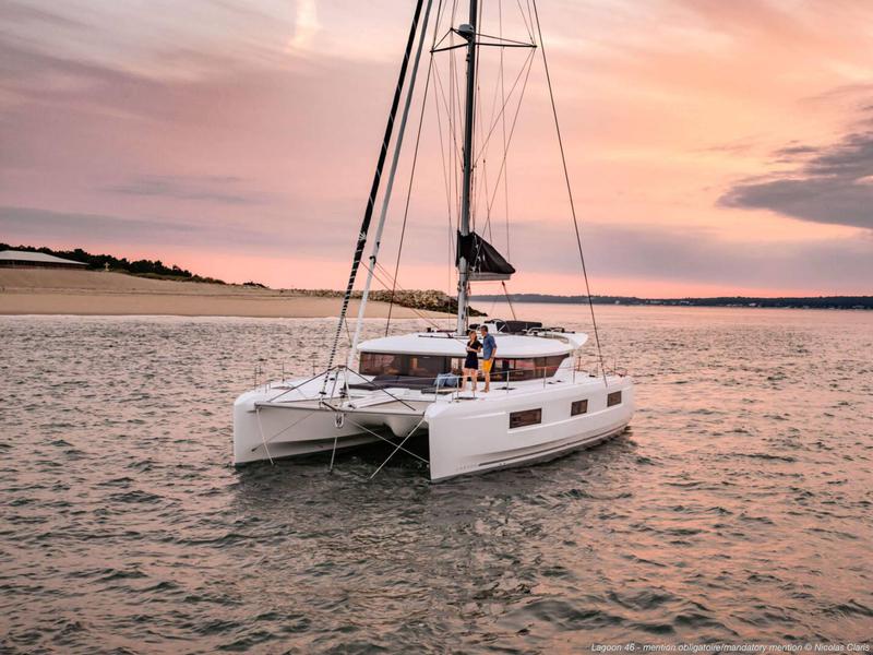 Book yachts online - catamaran - Lagoon 46 - Voyager - rent