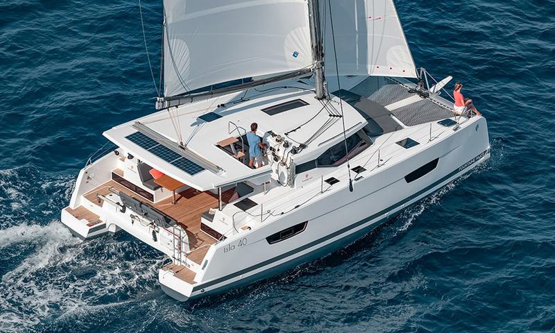 Book yachts online - catamaran - Isla 40 - Laja - rent
