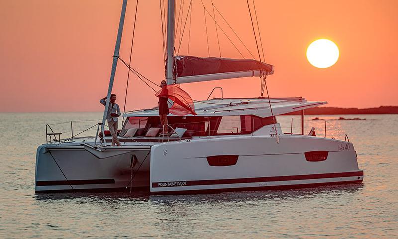 Book yachts online - catamaran - Isla 40 - Laja - rent