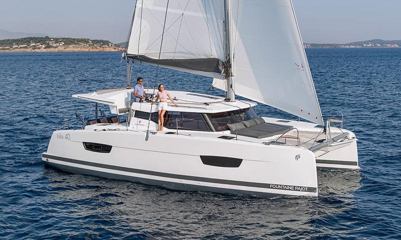 Book yachts online - catamaran - Isla 40 - Laja - rent