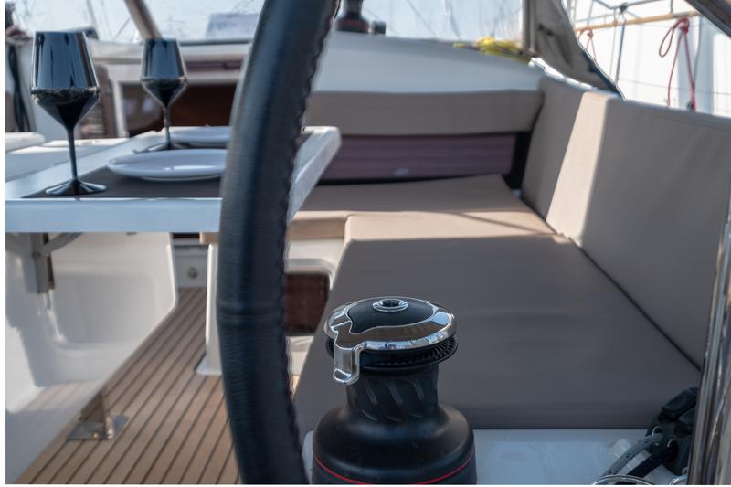 Book yachts online - sailboat - Sun Odyssey 440 - Ioleta - rent