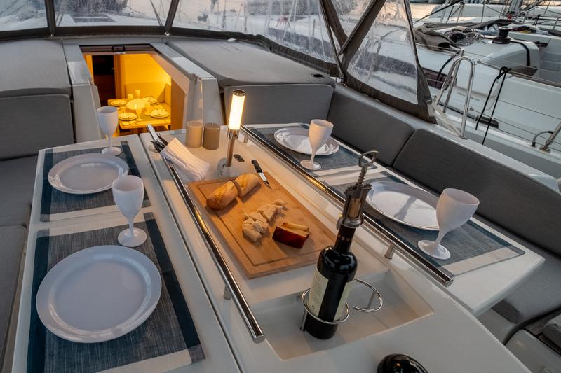 Book yachts online - sailboat - Oceanis 46.1 - Ethereal -Watermaker 12V (4 Cabins 4 Heads ) - rent