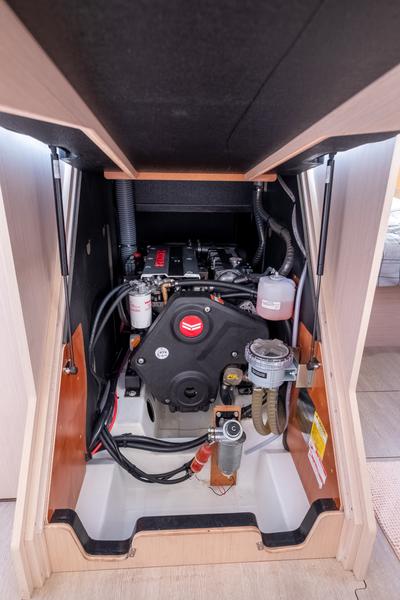 Book yachts online - sailboat - Oceanis 46.1 - Ethereal -Watermaker 12V (4 Cabins 4 Heads ) - rent