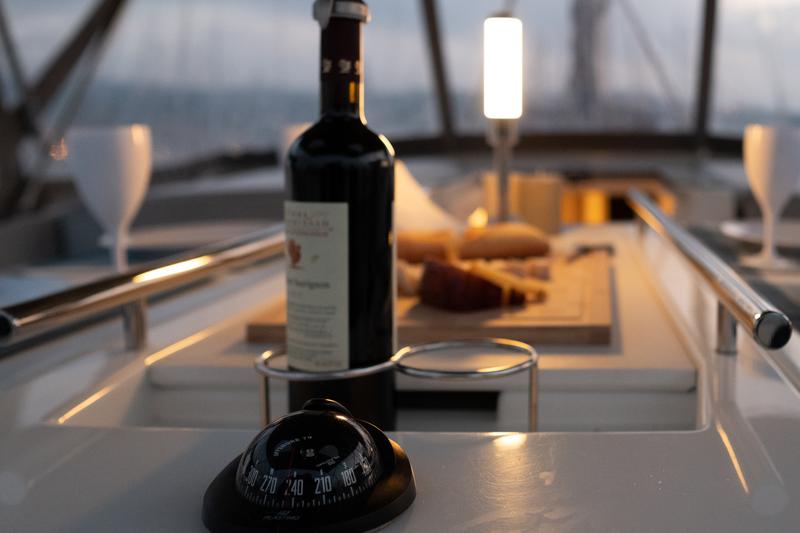 Book yachts online - sailboat - Oceanis 46.1 - Ethereal -Watermaker 12V (4 Cabins 4 Heads ) - rent