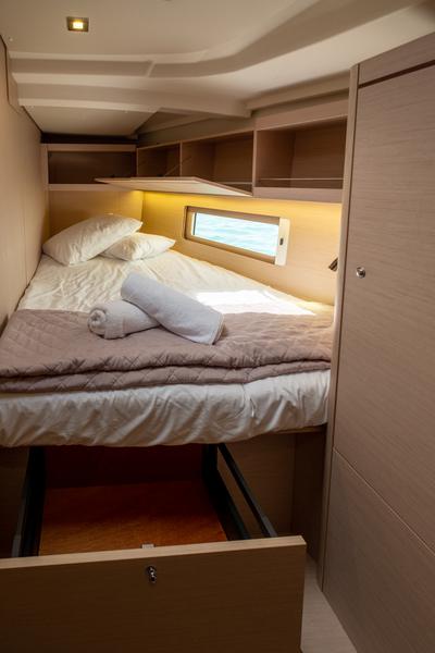 Book yachts online - sailboat - Oceanis 46.1 - Ethereal -Watermaker 12V (4 Cabins 4 Heads ) - rent