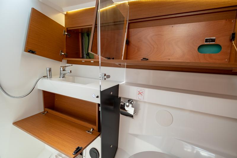 Book yachts online - sailboat - Sun Odyssey 410 - Elcano - rent