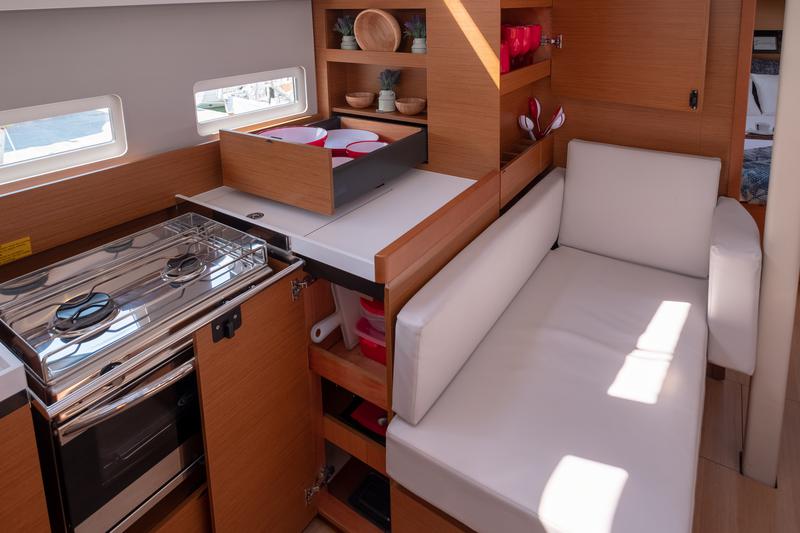 Book yachts online - sailboat - Sun Odyssey 410 - Sammy - rent