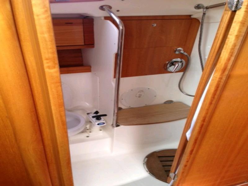 Book yachts online - sailboat - Bavaria 39 Cruiser - Martina  - rent